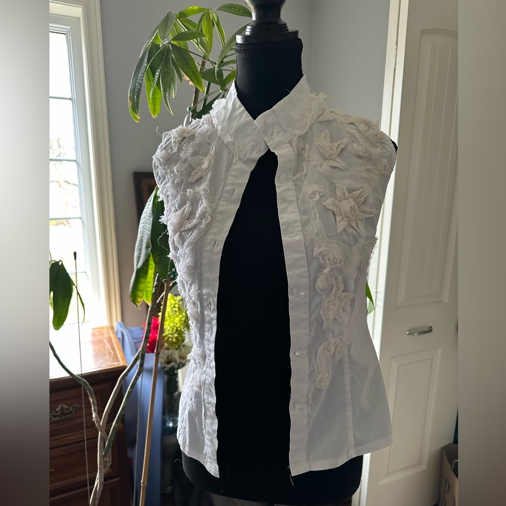 Miss You Couture White Sleeveless Blouse Size 36